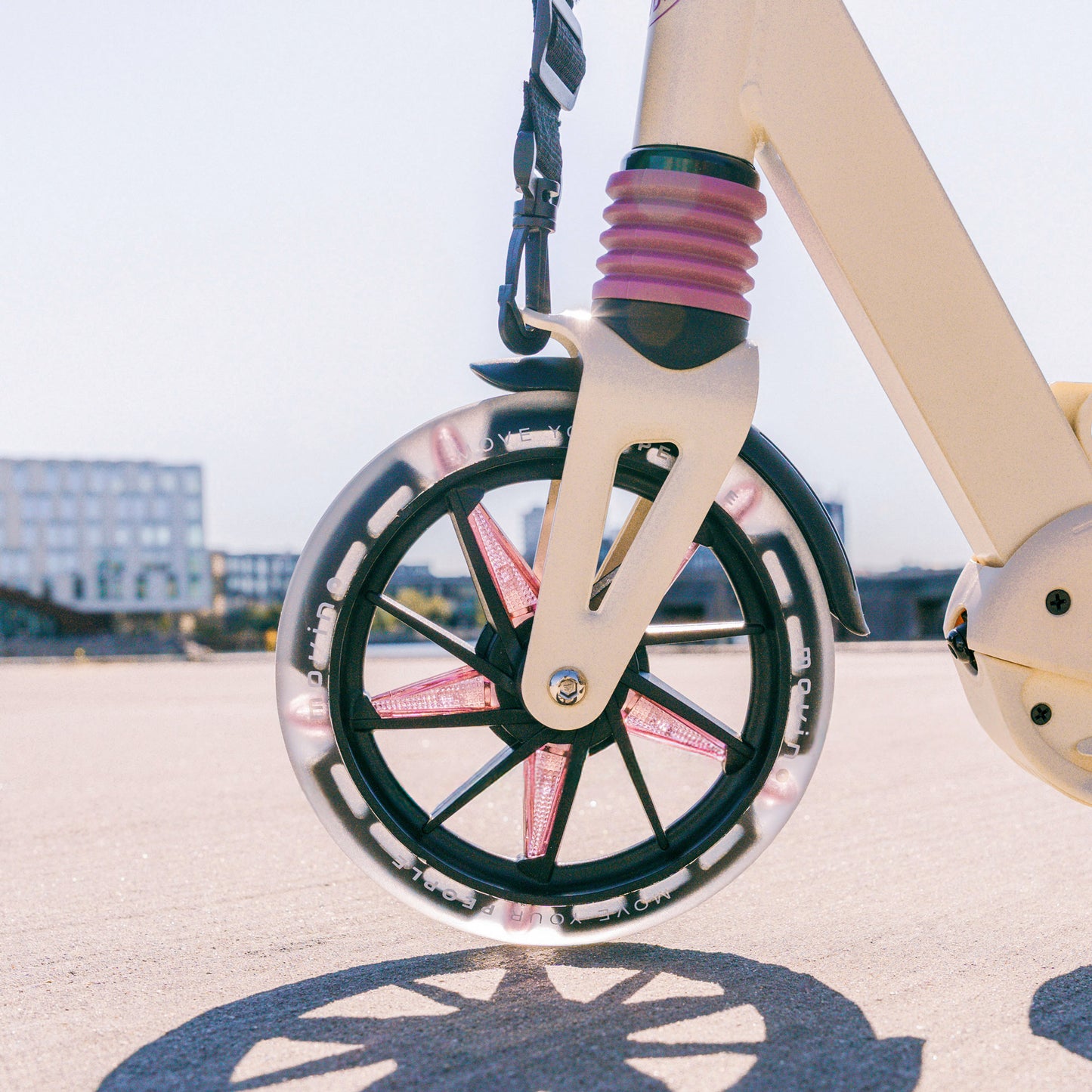 Movino City Light (beige-púrpura)