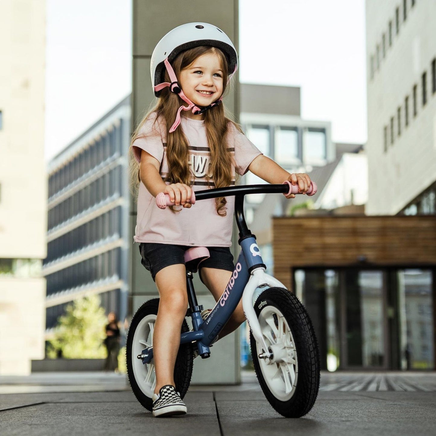 Cariboo Ledventure (blue-pink)